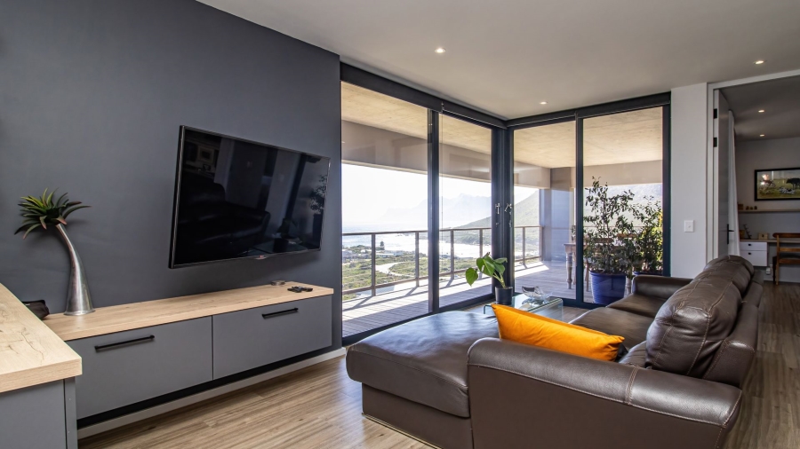 3 Bedroom Property for Sale in Rooi Els Western Cape